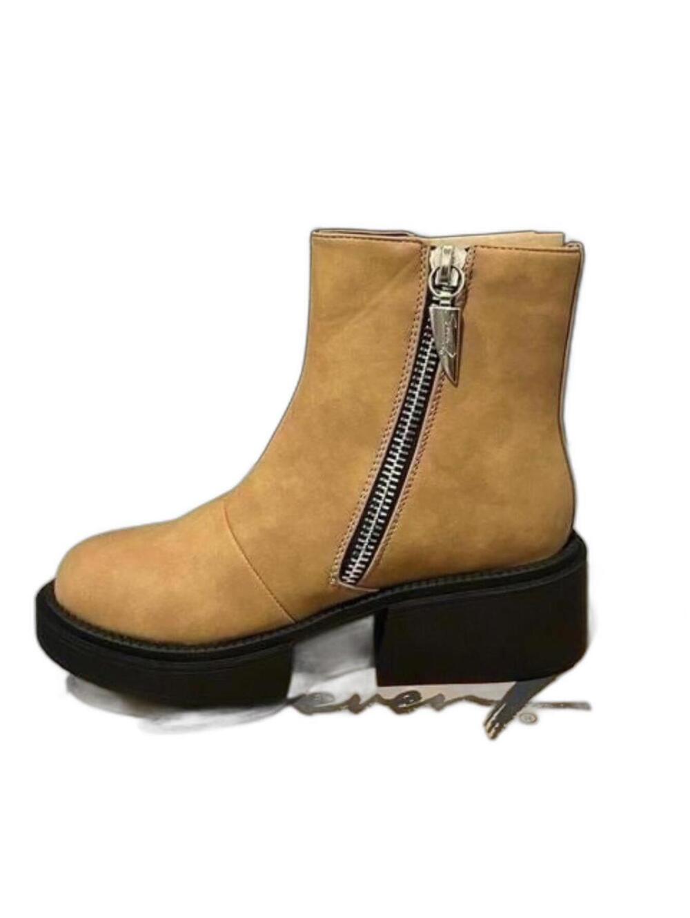 New Seven7 Women's Vault Ankle Boots Women's Size 6